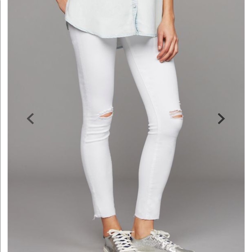White Maternity AJ “The Farrah Skinny Ankle” jeans